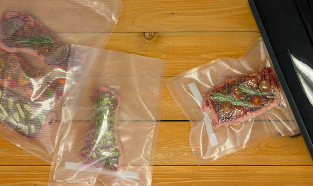 vacuum-sealed bags for food vacuum-sealed bags for food