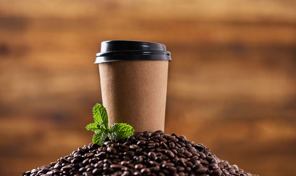 compostable-coffee-cups-with-lid