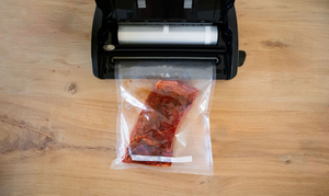 vacuum sealed food bag.jpg