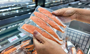 frozen seafood packaging.jpg